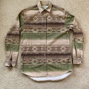 Cabela's Aztec Navajo Saddle Blanket Camouflage Long Sleeve Shirt Women’s Size S